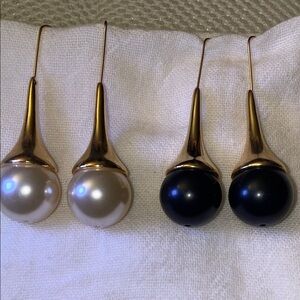 Elegant Gold and Pearl Drop Earrings